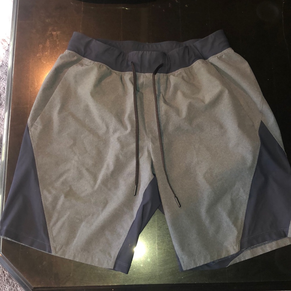 Men’s Lululemon 9” Shorts